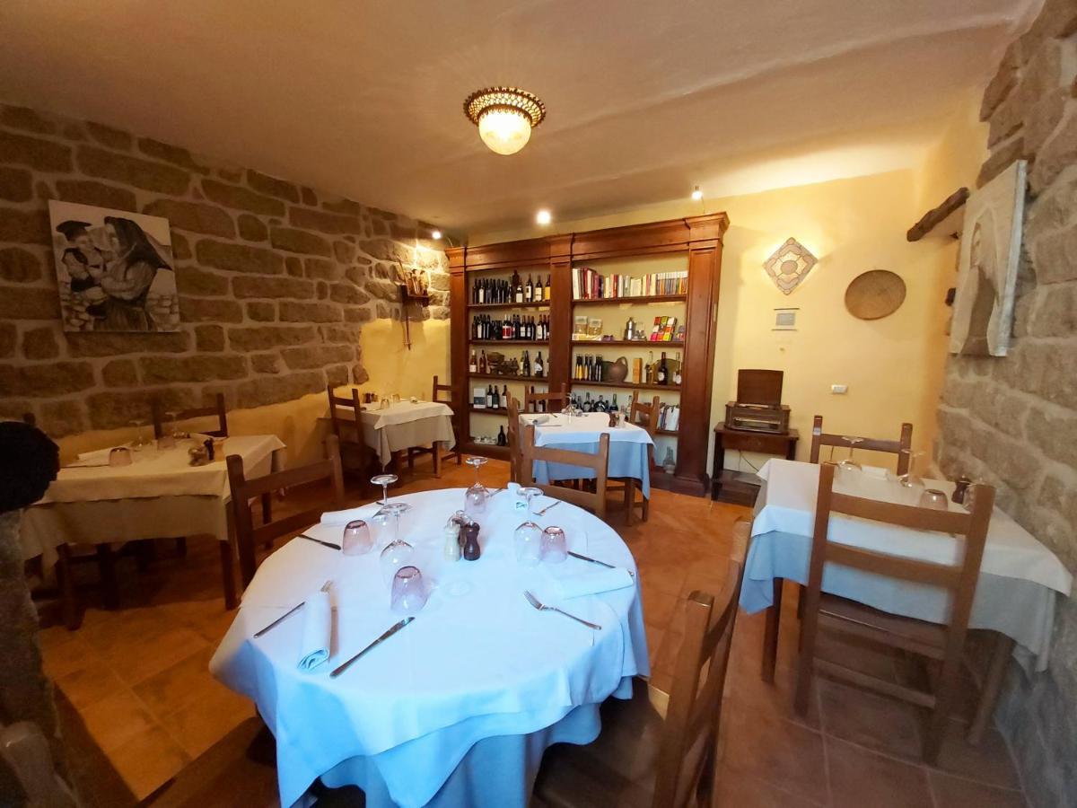 Al Vecchio Corso B&B Tempio Pausania Exterior foto